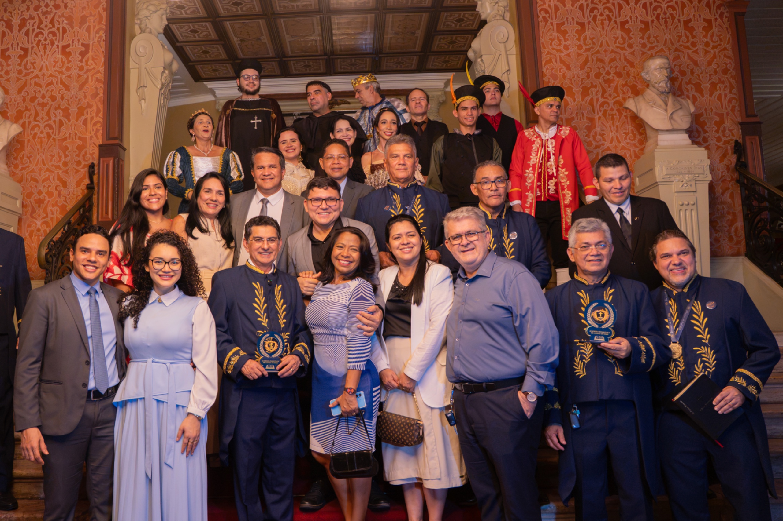Academia Evangélica de Letras do Pará celebra os 509 anos da Reforma Protestante em evento histórico no Teatro da Paz